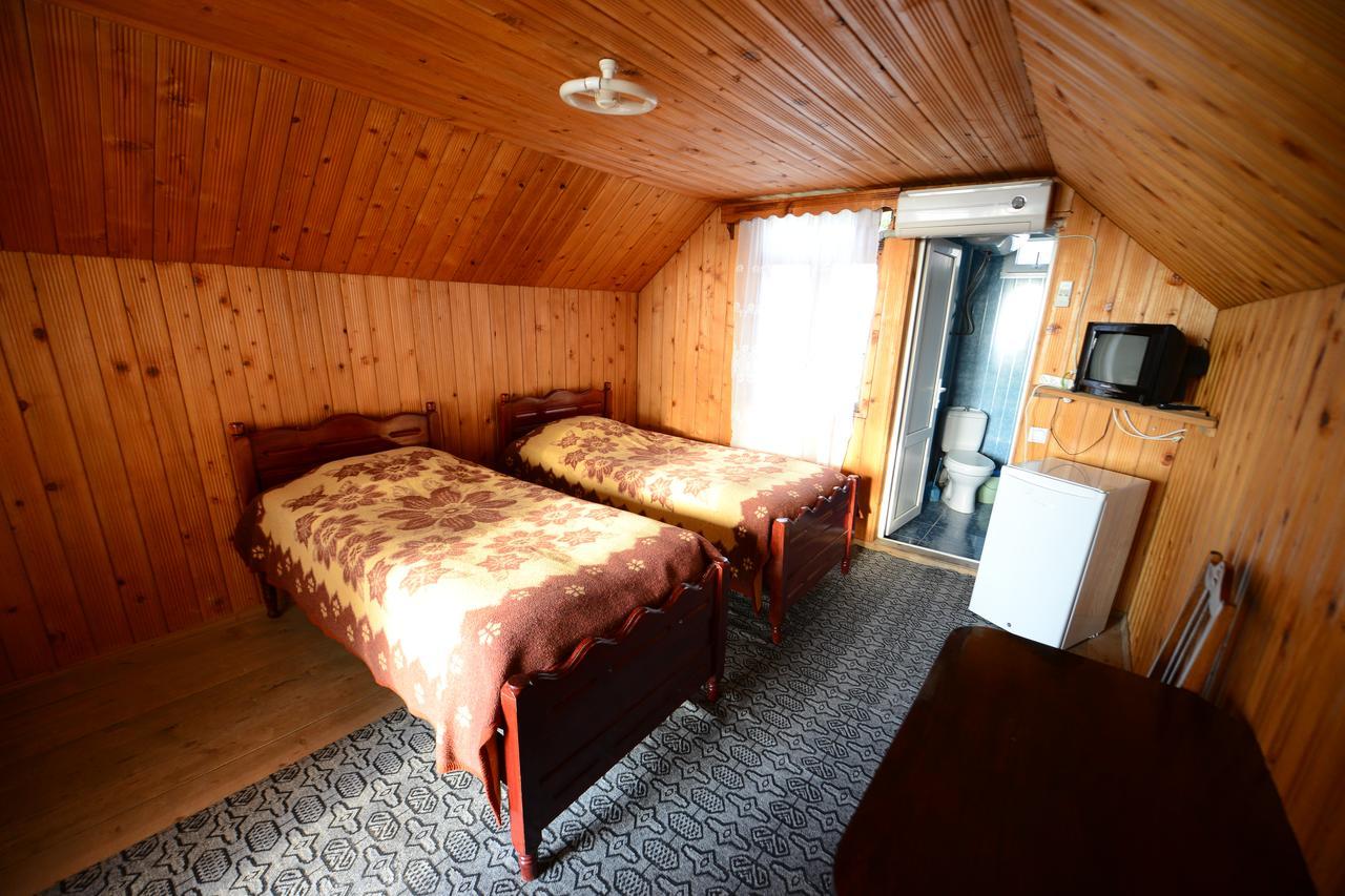 Guest House Imeda 卡瓦拉提 外观 照片