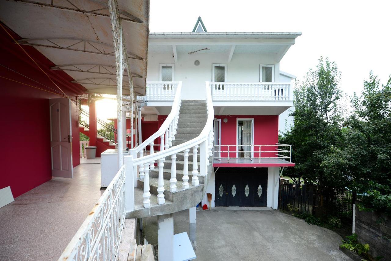 Guest House Imeda 卡瓦拉提 外观 照片