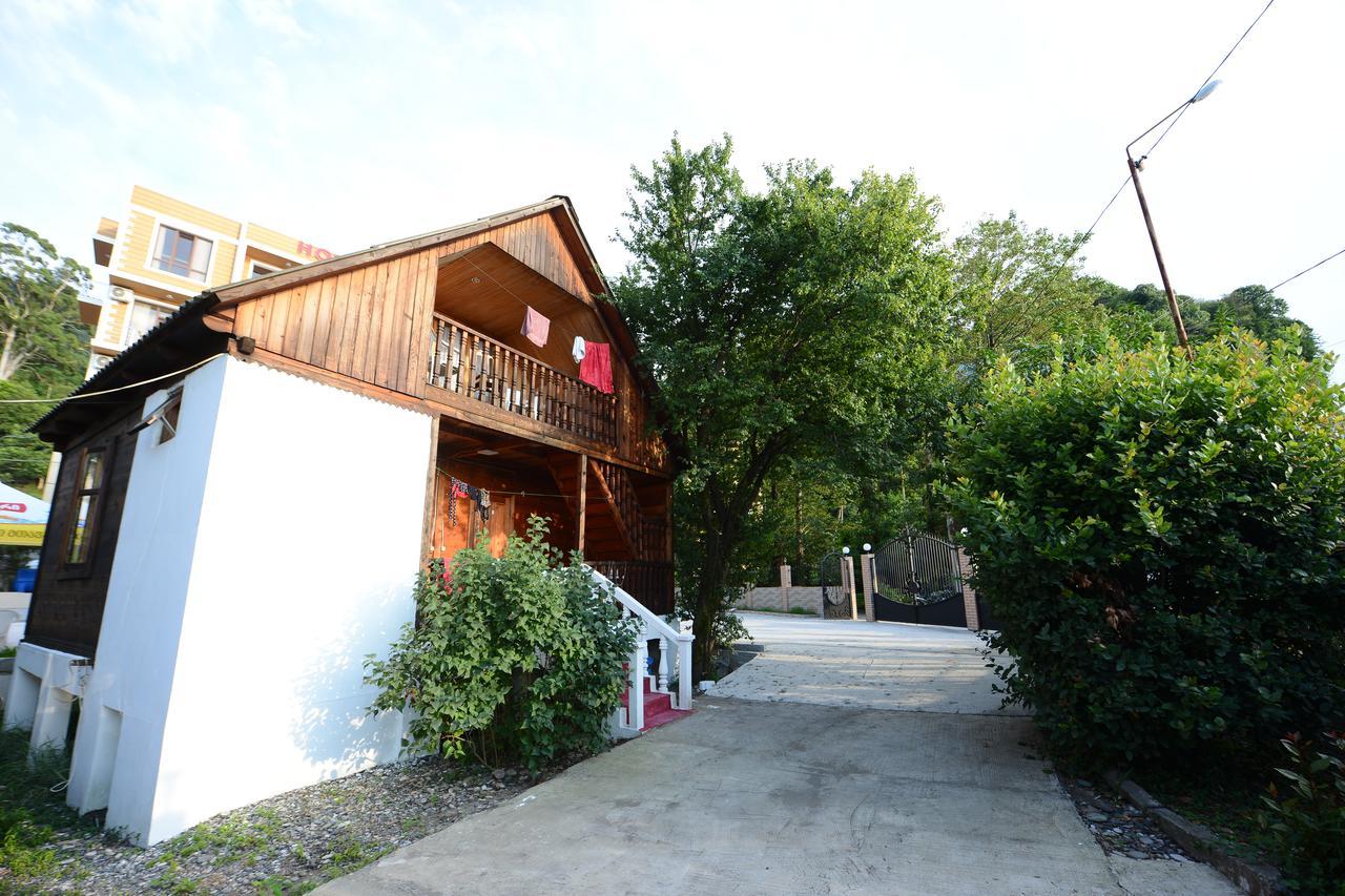 Guest House Imeda 卡瓦拉提 外观 照片
